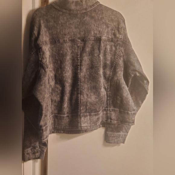 Venus Womens Jean Jacket - Picture 7 of 7